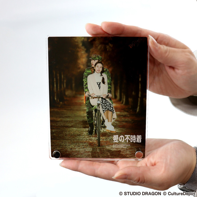 アクリルアートパネル】P愛の不時着 | UNI-MARKET