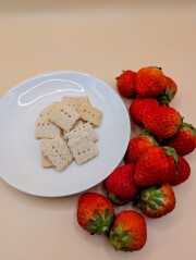 期間限定いちごクッキー