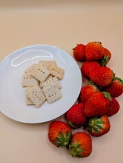 期間限定いちごクッキー