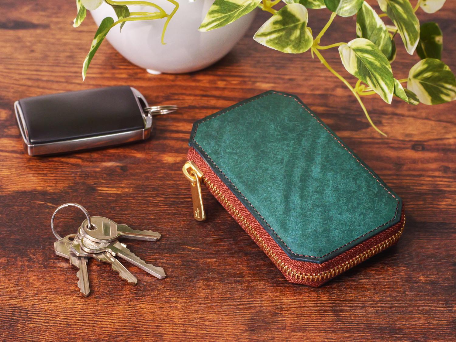 「Lazy-レイジー」 ペトロ―リオ　キーケース