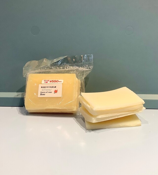 オーガニック化粧品コールドプロセス石鹸手作り無添加石鹸アンティアンアウトレットローズ切れ端写真2403
