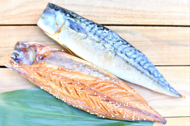 【一番人気・秘伝のタレ】サバのみりん干し　特大　／１枚の価格　