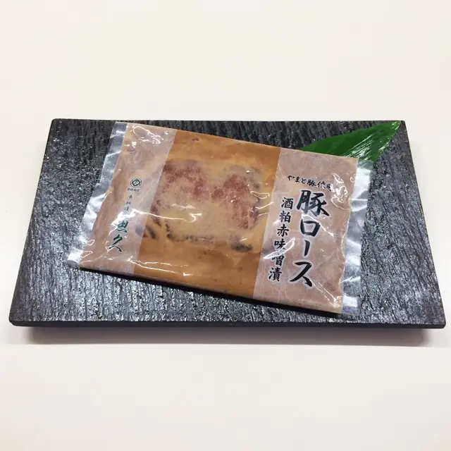 魚久の豚ロース酒粕赤味噌漬、商品パッケージ
