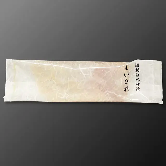 魚久えいひれ酒粕白味噌の商品パッケージ