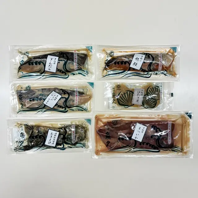魚久L70詰合せの内容※パックを並べた画像