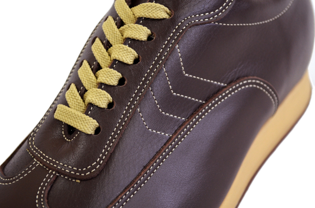 在庫限り売り尽くし Off 美脚 脚長レディース靴 No 900ブラック婦人用美脚レザースニーカー New5ｃｍヒールアップ シューズ 送料 代引手数料無料 革靴本舗