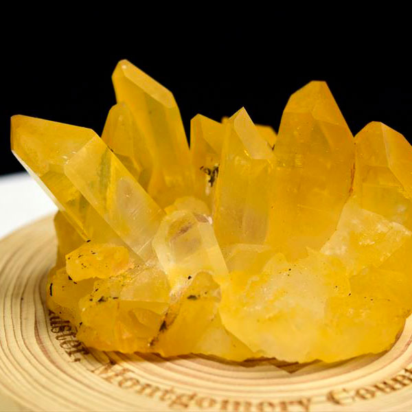 アーカンソー産　ゴールデンヒーラー　ゴールデンクォーツ　水晶クラスター　原石　浄化　天然石　パワーストーン