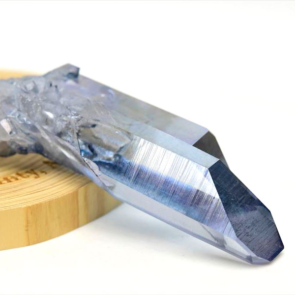 アクアオーラ　スカイブルーオーラ　アーカンソー　水晶　タンザンオーラ　オーラクォーツ　蒸着水晶　原石