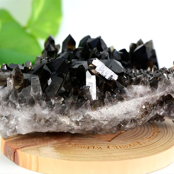 アーカンソー産　黒水晶　クラスター　スモーキークォーツ　煙水晶　アーカンソー水晶　結晶　原石　パワーストーン