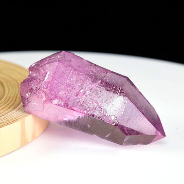 パープルミストオーラ マゼンタオーラ パープルオーラ アーカンソー 水晶 オーラクォーツ 蒸着水晶 原石