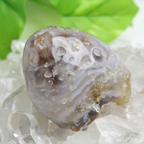 水入り瑪瑙　水入りめのう　メノウ　アゲート　エンハイドロアゲート　天然石　パワーストーン