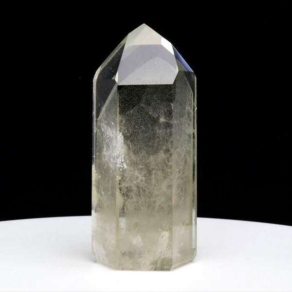 グリーンガーデンファントム　ファントムクォーツ　ファントム水晶　グリーンファントム　六角柱　ポイント　天然水晶　パワーストーン