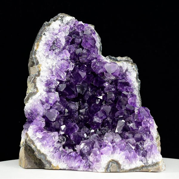 アメジストクラスター　アメジスト　クラスター　カットベース　紫水晶　原石　ウルグアイ産　浄化