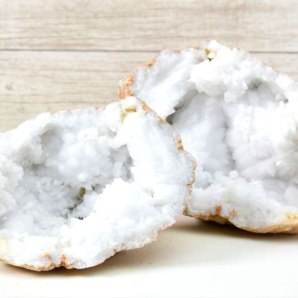 水晶　ジオード　晶洞　ドーム　原石　モロッコ産　浄化　パワーストーン　天然石　