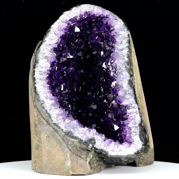 アメジストクラスター　紫水晶　カットベース　原石　置物　ウルグアイ産　浄化　魔除け