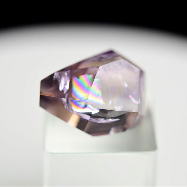 ラベンダーアメジスト　タンブル　レインボー　虹入り　レインボーアメジスト　紫水晶　パワーストーン