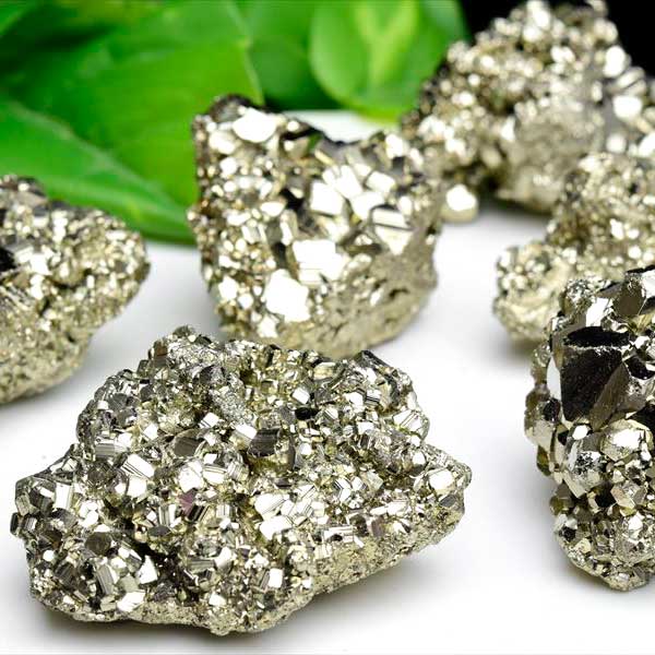 パイライト　黄鉄鉱　クラスター　原石　結晶　ペルー　ワンサラ　pyrite　Huanzala　天然石　パワーストーン