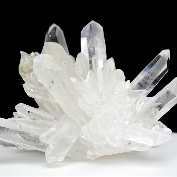 水晶クラスター　水晶原石　天然水晶　コリント　トマスゴンサガ　ゼッカデソウザ　浄化　天然石　パワーストーン