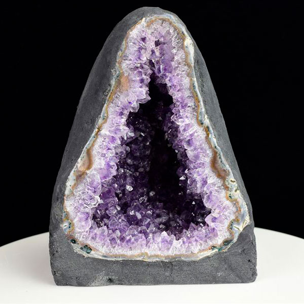 ウルグアイ産　アメジストドーム　アメジスト　紫水晶　ドーム　ミニドーム　魔除け　浄化　インテリア　天然石　パワーストーン