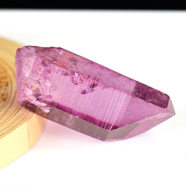 アクパープルミストオーラ マゼンタオーラ パープルオーラ アーカンソー 水晶 オーラクォーツ 蒸着水晶 原石
