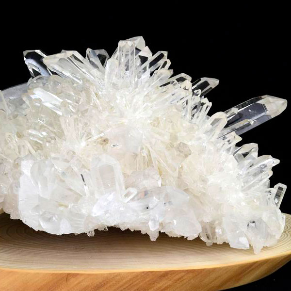 アーカンソー産　水晶　クラスター　アーカンソー水晶　原石　天然水晶　浄化　天然石　パワーストーン