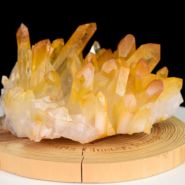 アーカンソー州産　ゴールデンヒーラー　ゴールデンクォーツ　水晶クラスター　原石　浄化　天然石　パワーストーン