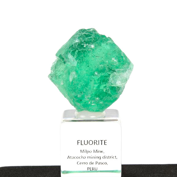 ペルー産 蛍光 フローライト 蛍石 パイライト 共生 鉱物 標本 原石 Milpo Fluorite Pyrite