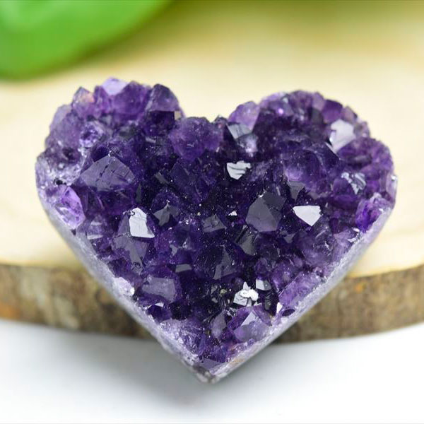 アメジスト　ハート　クラスター　原石　置物　紫水晶　天然石　パワーストーン