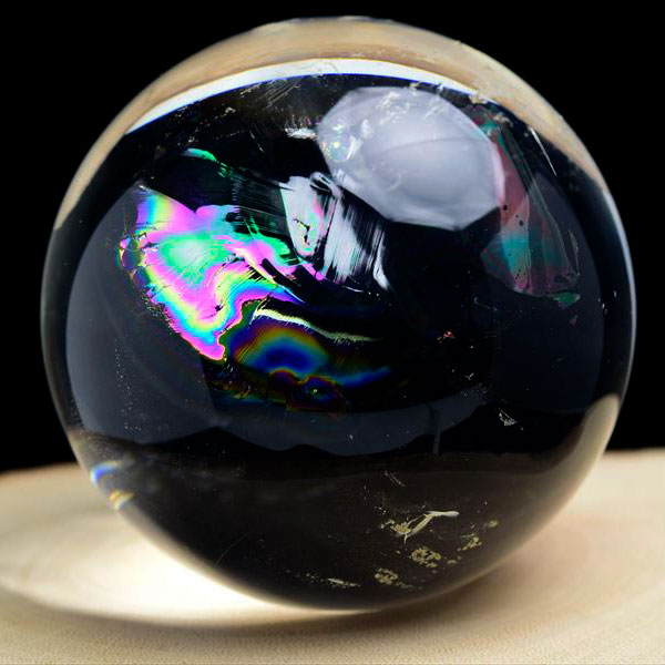 天然水晶　丸玉　大玉　大珠　透明　専用天然木台座　虹入り水晶　レインボー水晶　天然石　パワーストーン