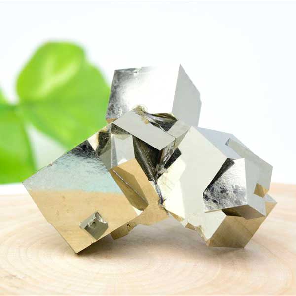 スペイン産 パイライト 黄鉄鉱 原石｜キュービックパイライト