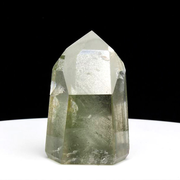 グリーンガーデンファントム　ファントムクォーツ　ファントム水晶　グリーンファントム　六角柱　ポイント　天然水晶　パワーストーン