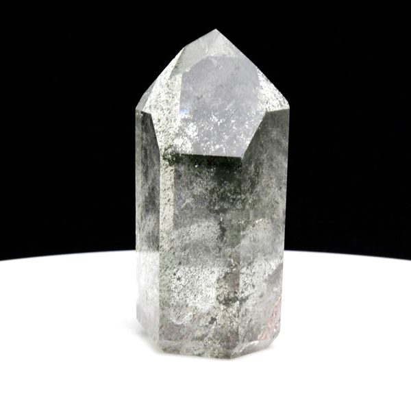グリーンガーデンファントム　ファントムクォーツ　ファントム水晶　グリーンファントム　六角柱　ポイント　天然水晶　パワーストーン