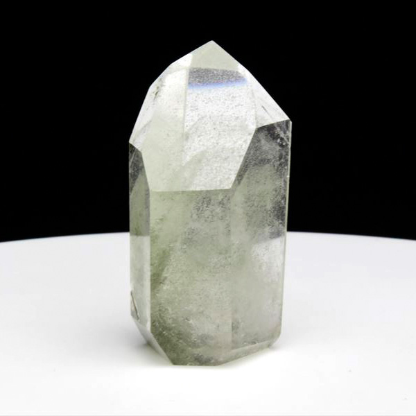 グリーンガーデンファントム　ファントムクォーツ　ファントム水晶　グリーンファントム　六角柱　ポイント　天然水晶　パワーストーン