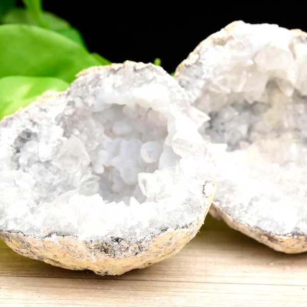 トランカスジオード　ジオード　割れている　割ってある　蛍光　チワワジオード　水晶ジオード　晶洞　メキシコ産　ジオードクラッキング