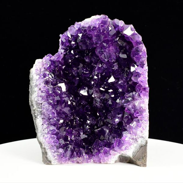 アメジストクラスター　アメジスト　クラスター　カットベース　紫水晶　原石　ウルグアイ産　浄化
