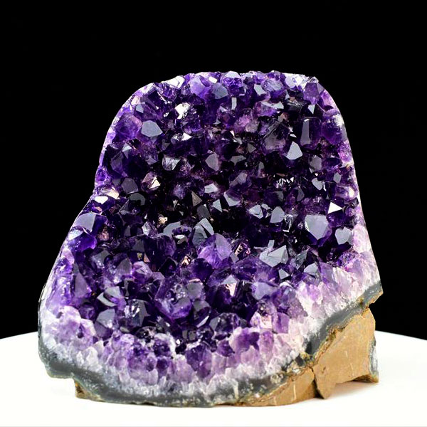 アメジストクラスター　アメジスト　クラスター　カットベース　紫水晶　原石　ウルグアイ産　浄化