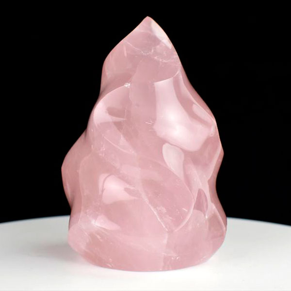 ローズクォーツ　フレイム型　炎型　置物　マダガスカル産　紅石英　恋愛運　天然石　パワーストーン