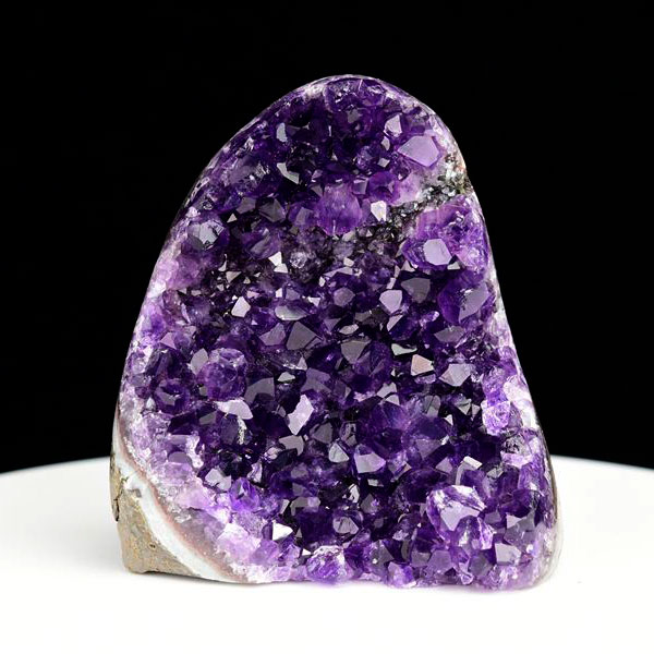 アメジストクラスター　アメジスト　クラスター　カットベース　紫水晶　原石　ウルグアイ産　浄化