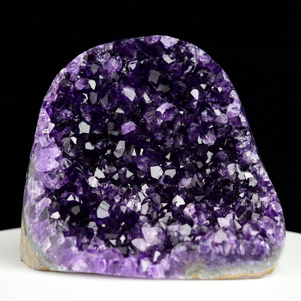 アメジストクラスター　アメジスト　クラスター　カットベース　紫水晶　原石　ウルグアイ産　浄化