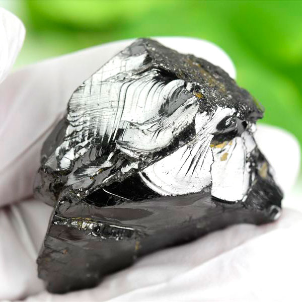 シュンガイト｜天然フラーレンを含む鉱石｜水の浄化や電磁波対策に