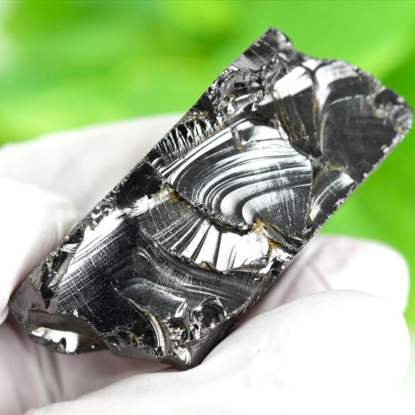 クラスター原石・丸玉・置物・タンブル・鉱物標本など｜天然石卸｜株式