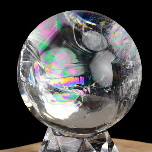 レインボー水晶　天然水晶　虹入り水晶　丸玉　置物　球　スフィア　天然石　パワーストーン
