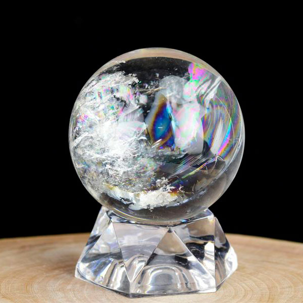 レインボー水晶　天然水晶　虹入り水晶　丸玉　置物　球　スフィア　天然石　パワーストーン