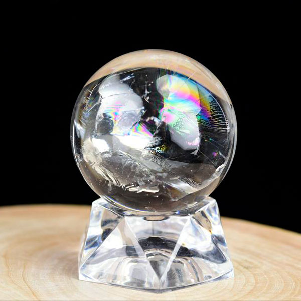レインボー水晶　天然水晶　虹入り水晶　丸玉　置物　球　スフィア　天然石　パワーストーン