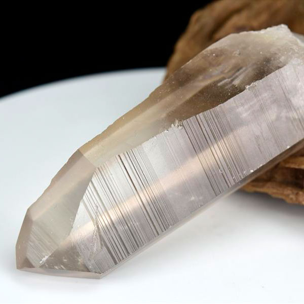 クラスター原石・丸玉・置物・タンブル・鉱物標本など｜天然石卸｜株式