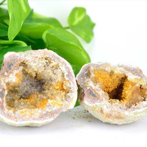 クラスター原石・丸玉・置物・タンブル・鉱物標本など｜天然石卸｜株式