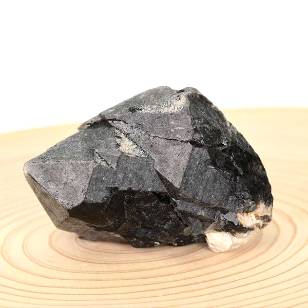 天然黒水晶 モリオンクラスターを卸価格で販売中 最強の魔除け石｜原石