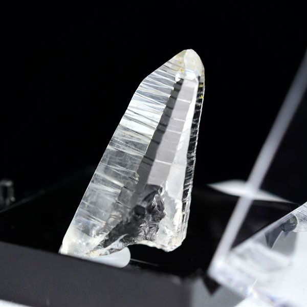 コロンビアレムリアン　レムリアンシード　ブランカス鉱山　レムリアン水晶　水晶　天然石　パワーストーン