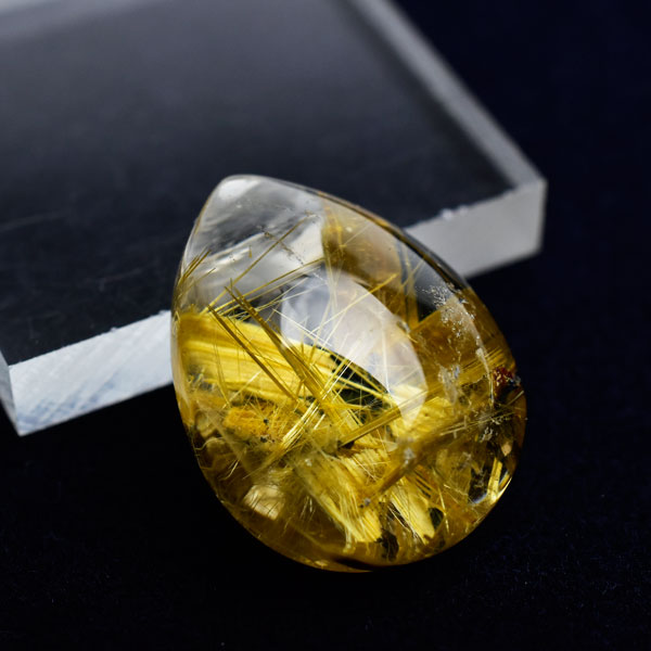 ゴールドルチル　金針水晶　ルチルクォーツ　タイチンルチル　ルース　タンブル　天然石　パワーストーン
