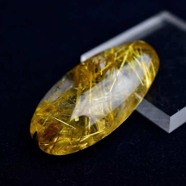 ゴールドルチル　金針水晶　ルチルクォーツ　タイチンルチル　ルース　タンブル　天然石　パワーストーン